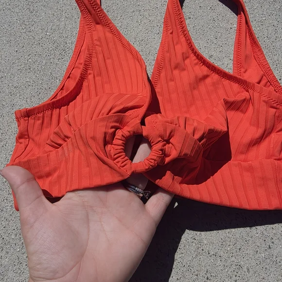 aerie Bright Red Ribbed Knot-Front Bralette - Picture 2 of 3